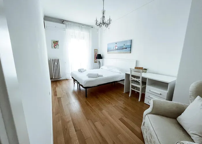 Apartmán White Pearl - Citycenter - Large & Elegant Flat Milán