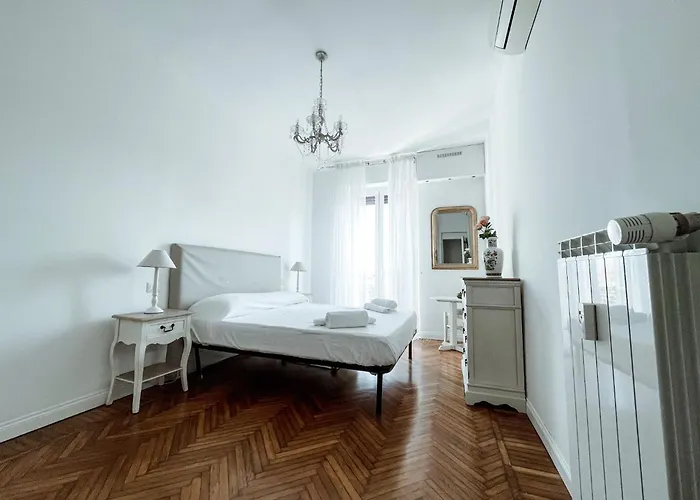 White Pearl - Citycenter - Large & Elegant Flat Apartmán